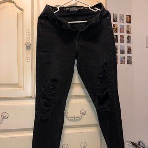 Black ripped mom jeans
